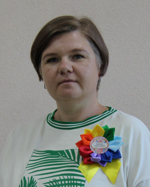 Помощник воспитателя Пчёлина Юлия Николаевна Помощник воспитателя Пчёлина Юлия Николаевна